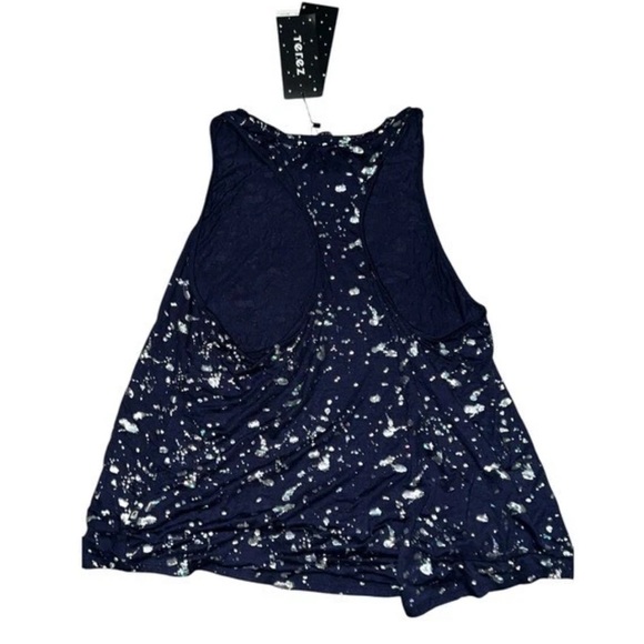 Terez shirt size large Active/ Athleisure Scoop Neck Sleeveless Black - Picture 3 of 7